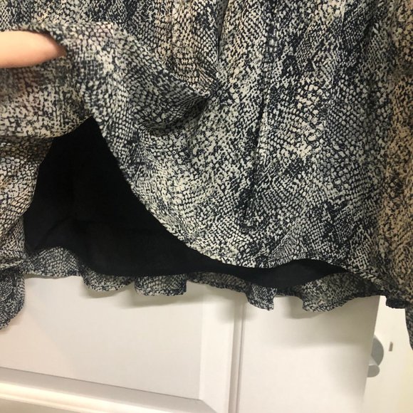 Mango Printed pleated blouse - Size 4 - Picture 14 of 16